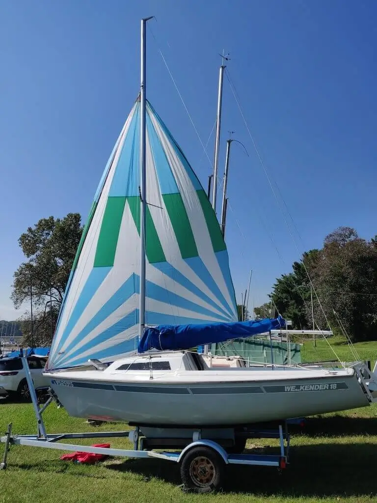 Johnson Weekender 18 asym spi