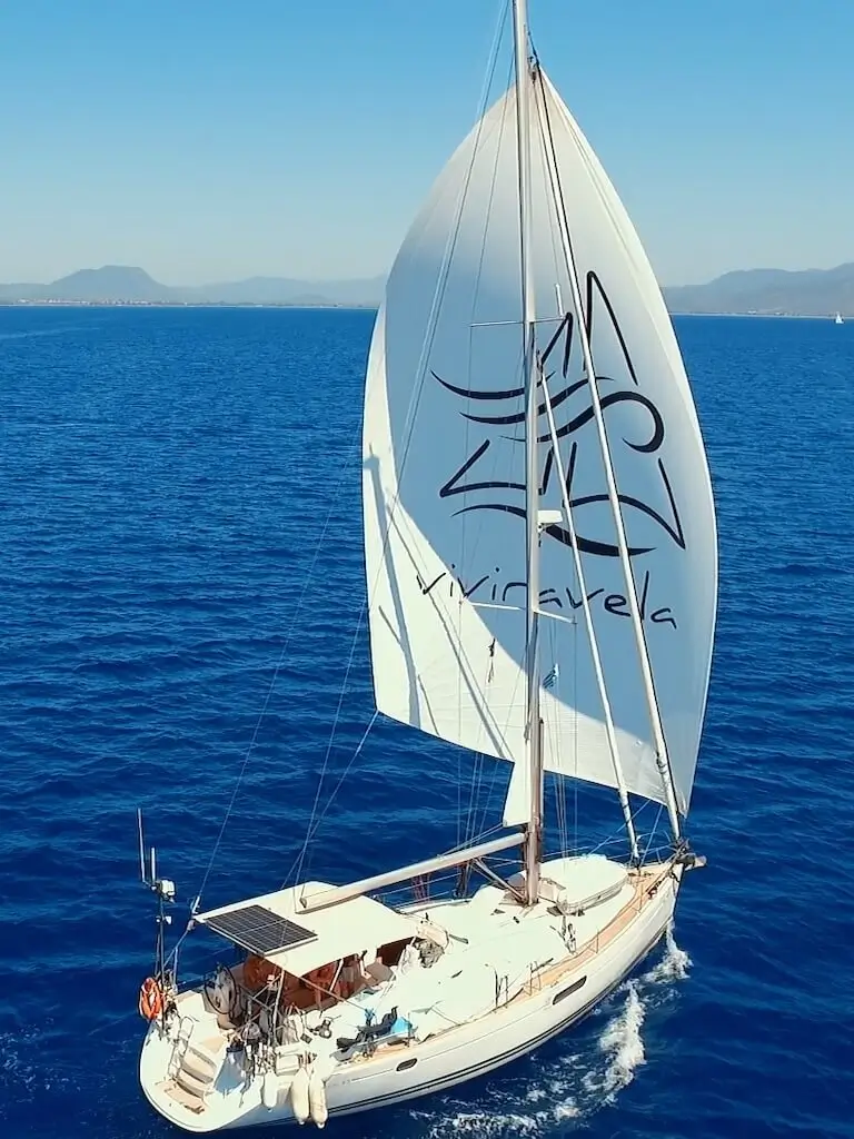 Jeanneau Sun Odyssey 45 DS asymmetric spinnaker Viviravela