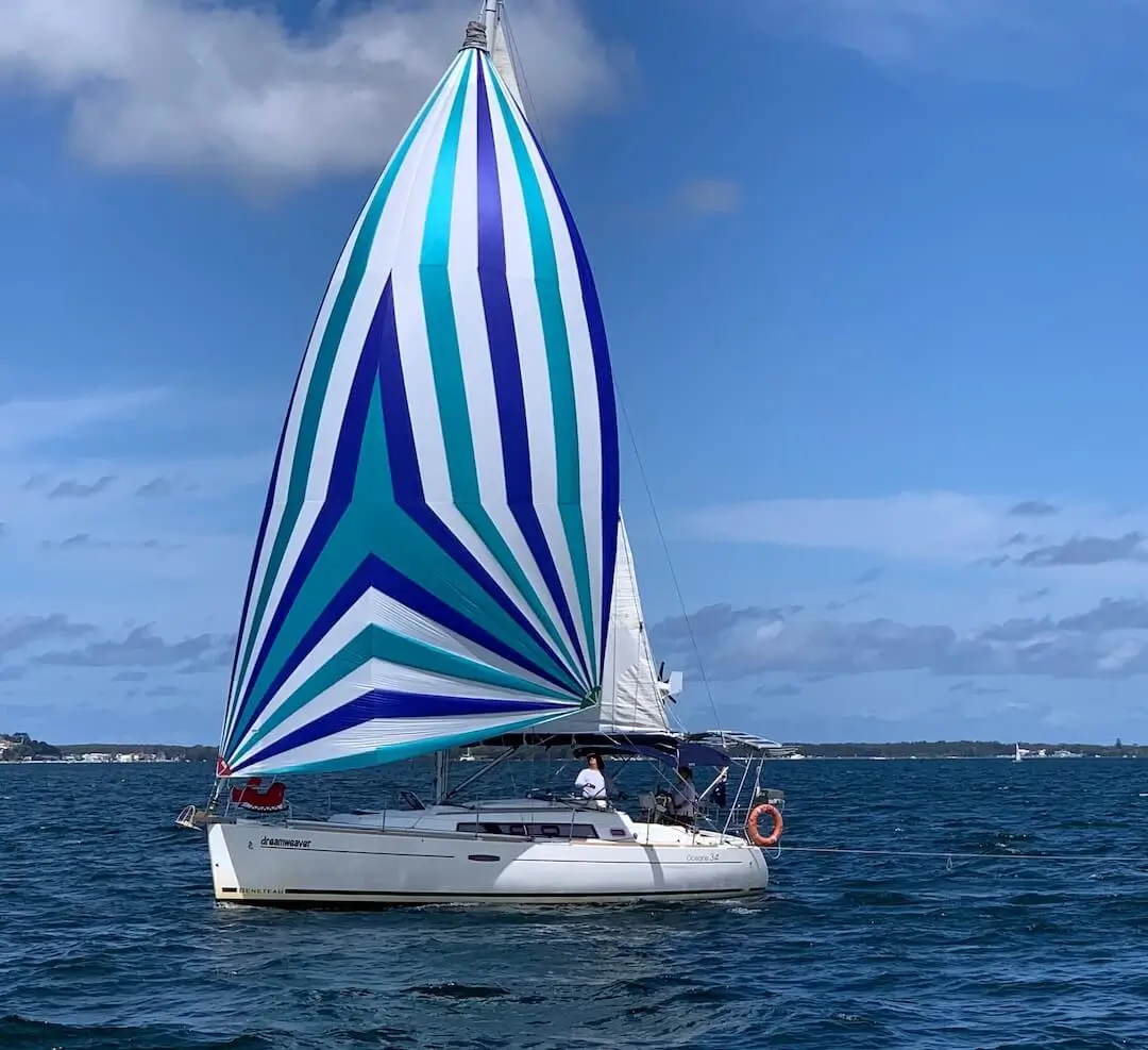 Beneteau Oceanis 34 asymmetrical spinnaker